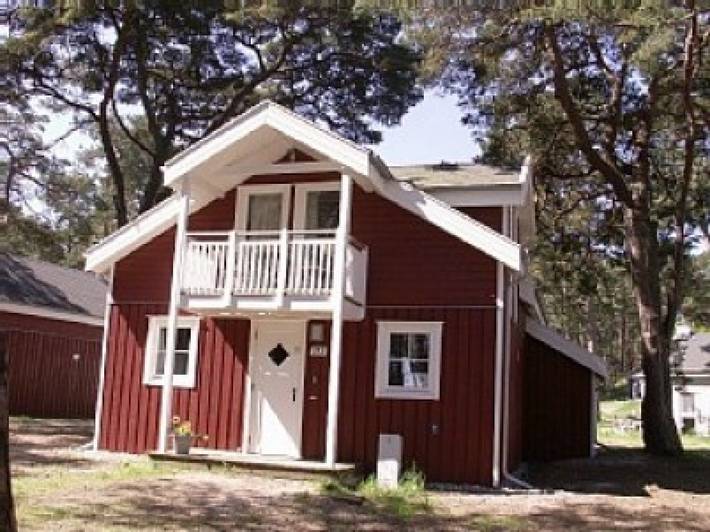 Ferienhaus für 8 Personen, mit Whirlpool und Terrasse sowie Sauna, mit Haustier in Mönchgut-Granitz