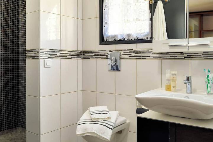 Location de vacances pour 3 personnes, animaux acceptés à Occhiatana - 4