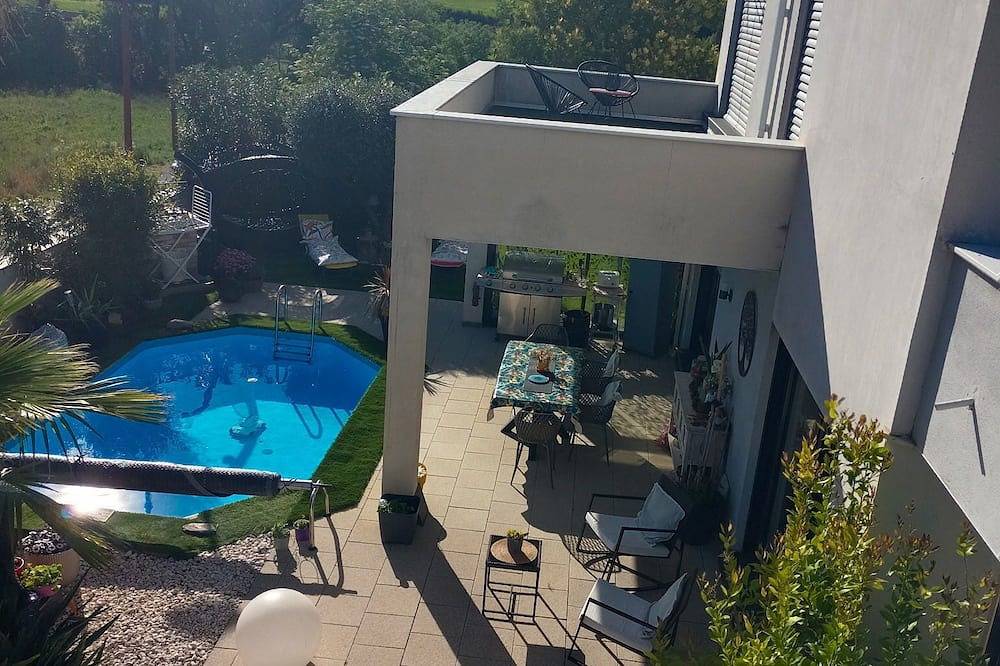 Spacious architect-designed villa in quiet location with tourist access Pézenas.Beziers.Sete.Agde in Laurens, Mittelmeerküste (Frankreich)