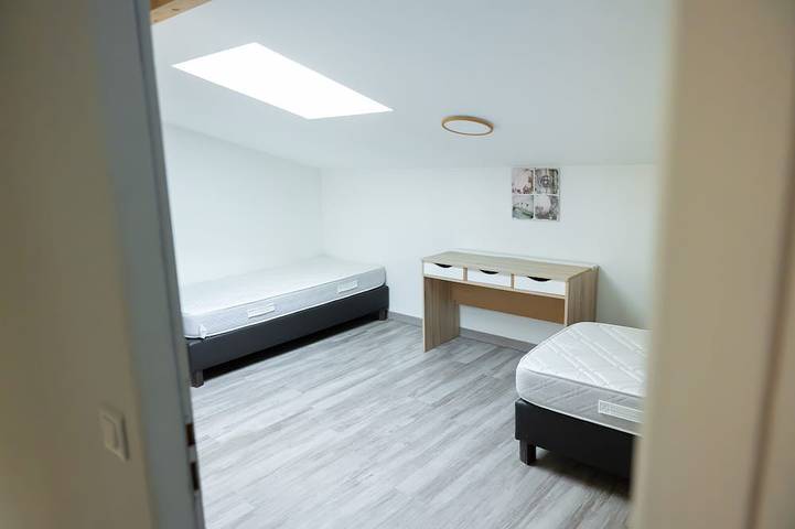 Location de vacances pour 9 personnes, avec piscine et jardin à Saint-Caprais-de-Bordeaux - 4