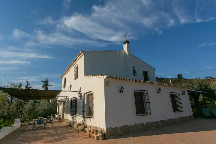 Casa de vacaciones para 13 personas, con piscina además de jardín y vistas, Se admiten mascotas - 1