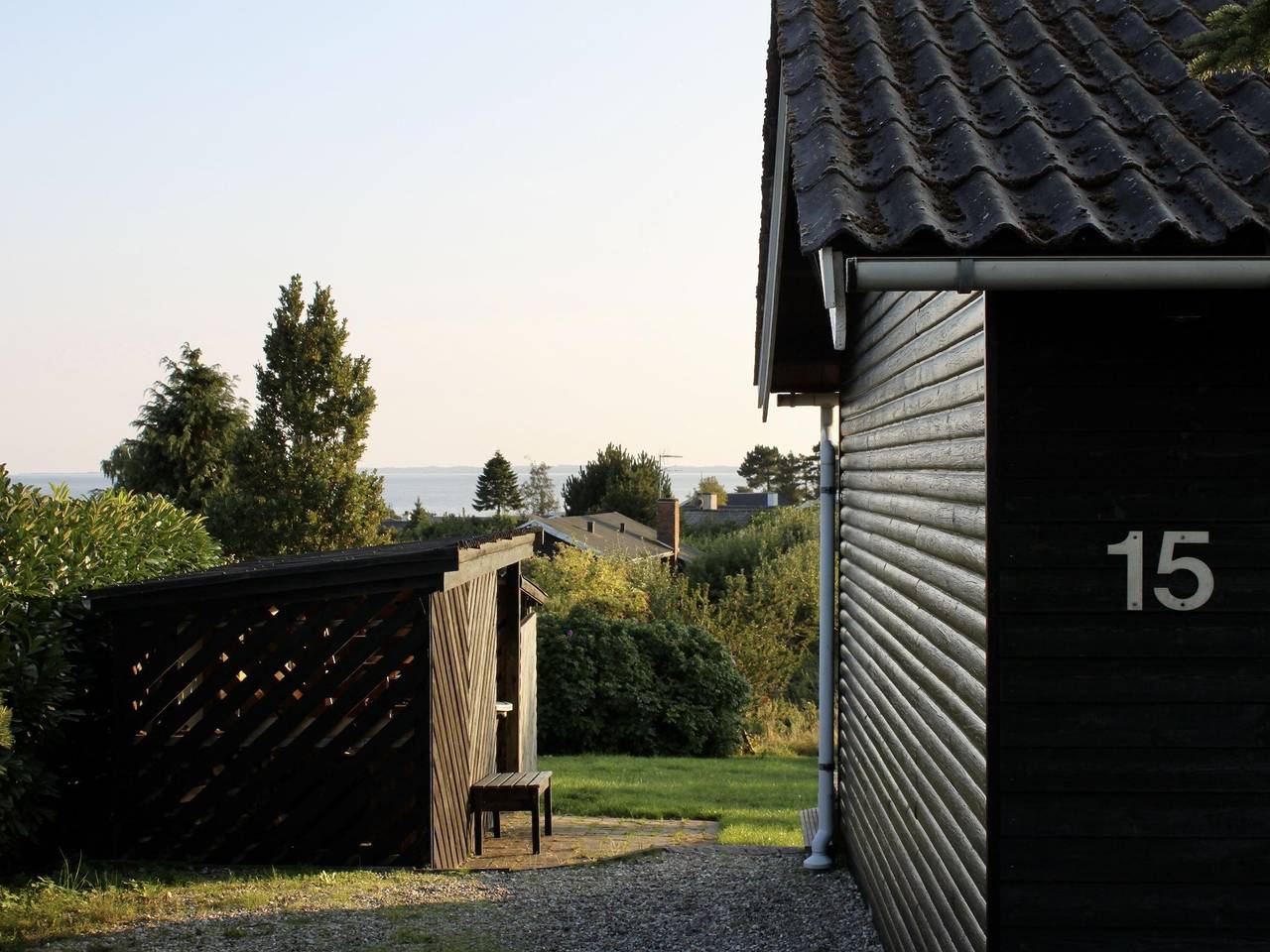 Holzhaus mit Sauna und Panoramablick auf die Ostsee in Horne, Fåborg