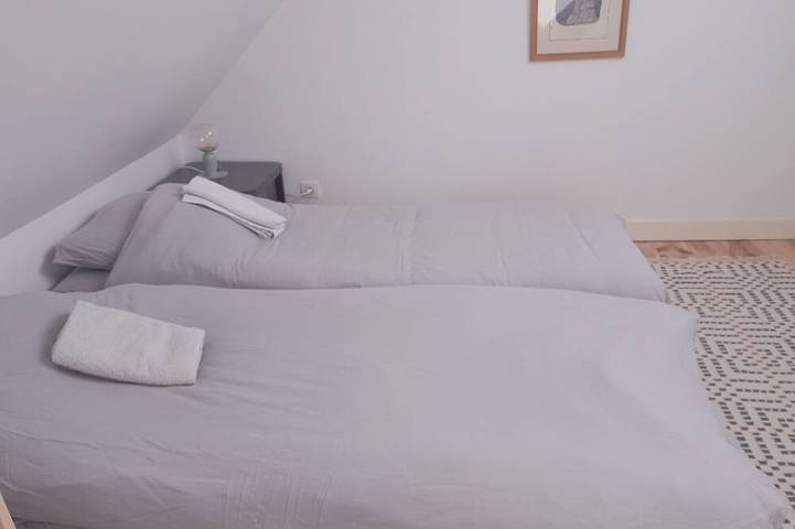 Location de vacances pour 5 personnes, avec piscine et jardin à Orbigny - 3