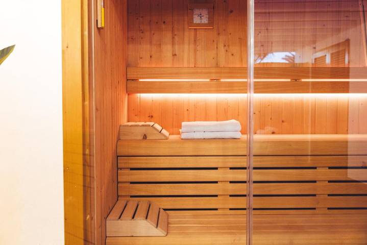 Casa rural para 4 personas, con jacuzzi y piscina además de terraza y sauna en Tías - 3