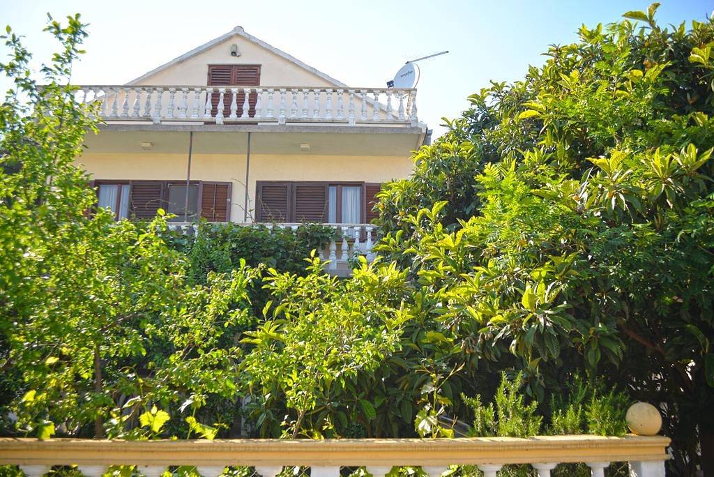 Ganze Wohnung, 1-Zimmer-Ferienwohnung mit Terrasse Vodice A-4180-b in Vodice, Šibenik-Knin