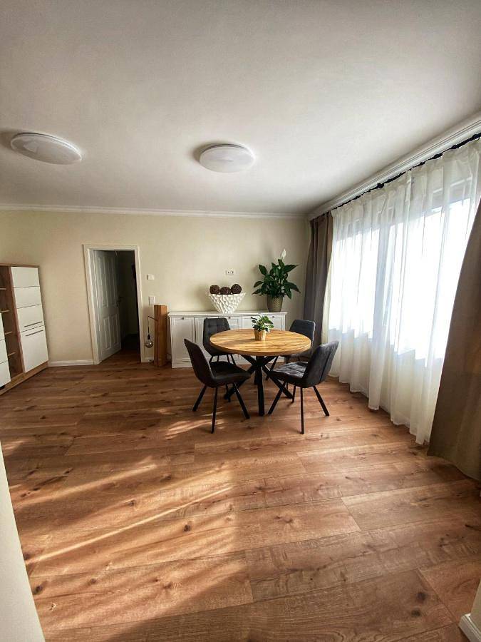 Ganze Wohnung, Schöne Ferienwohnung in Irrel, Eifelkreis Bitburg-Prüm