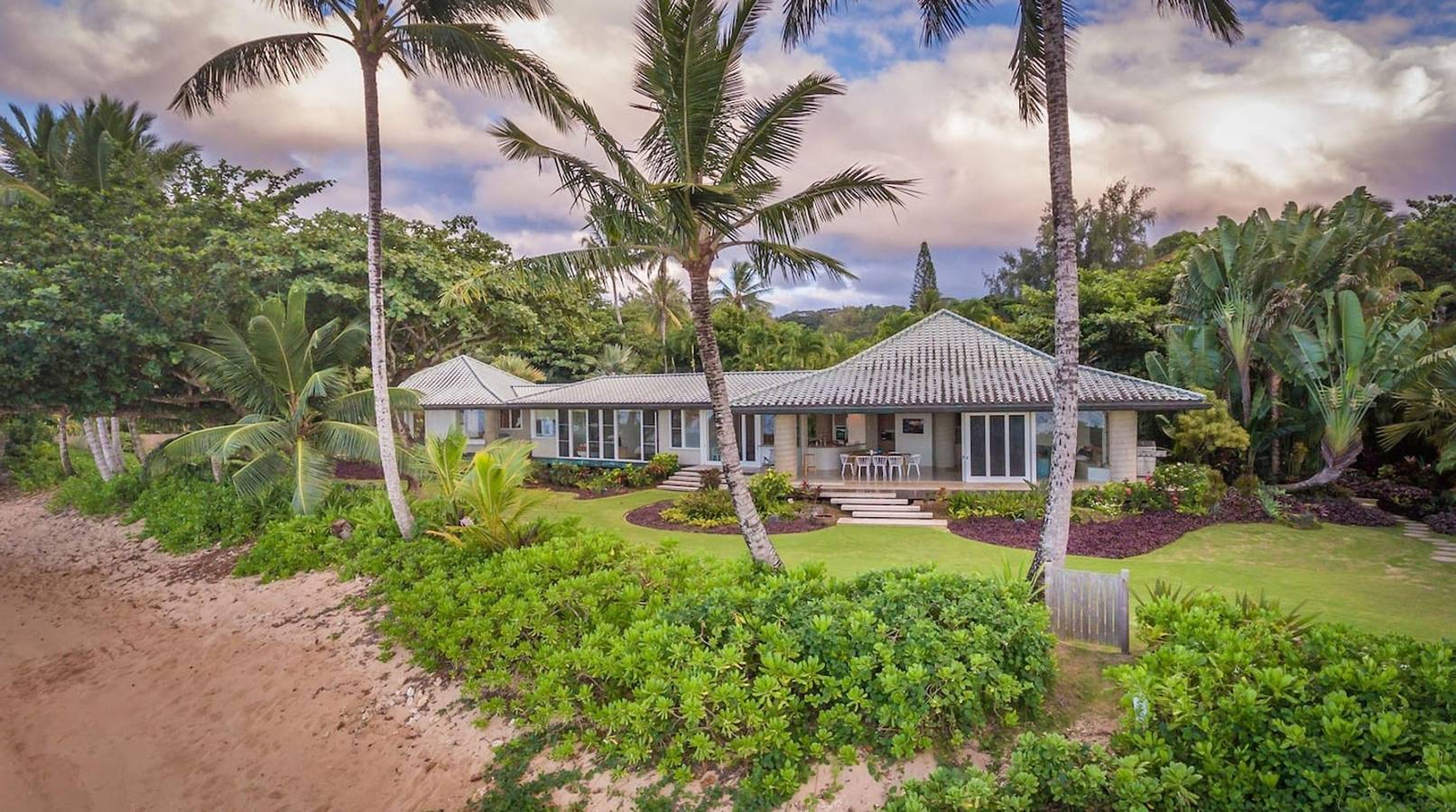 Anini Beachfront Home in Kalihiwai, Anini Beach