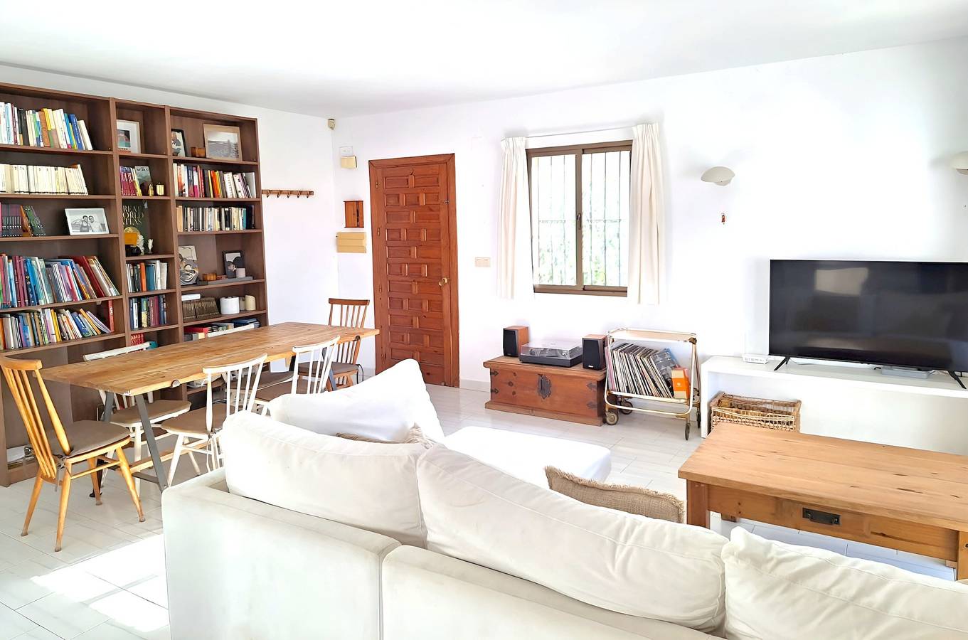 Casa de vacaciones 'Casita' con piscina compartida, Wi-Fi y aire acondicionado in Mijas Costa, Mijas