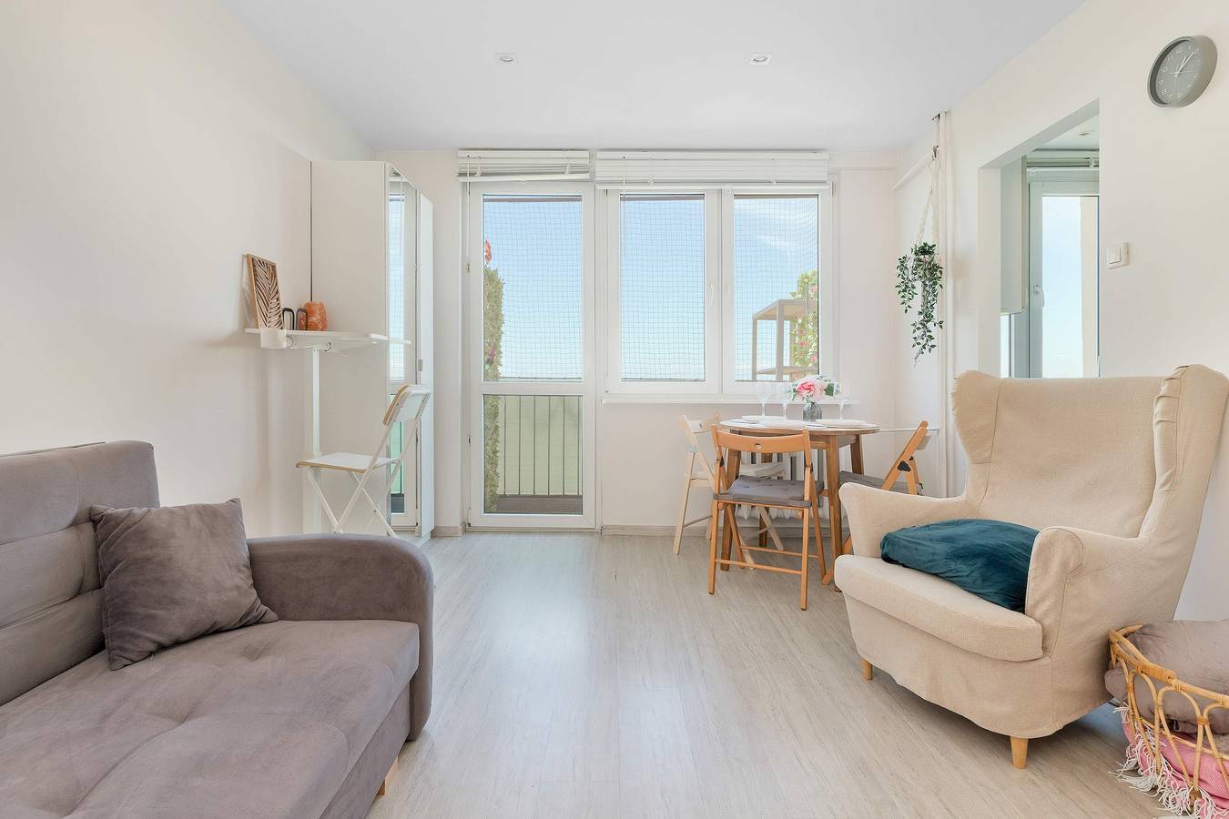 Ganze Ferienwohnung, Sunny Studio with a Balcony | Gdańsk | Close to Nature in Oliwa, Danzig