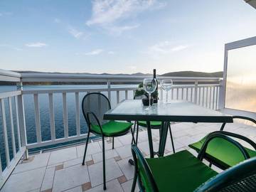 Gîte pour 2 personnes, avec balcon/terrasse dans Neum