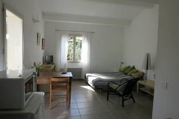 Gîte pour 2 Personnes dans Arles, Parc naturel régional de Camargue, Photo 1