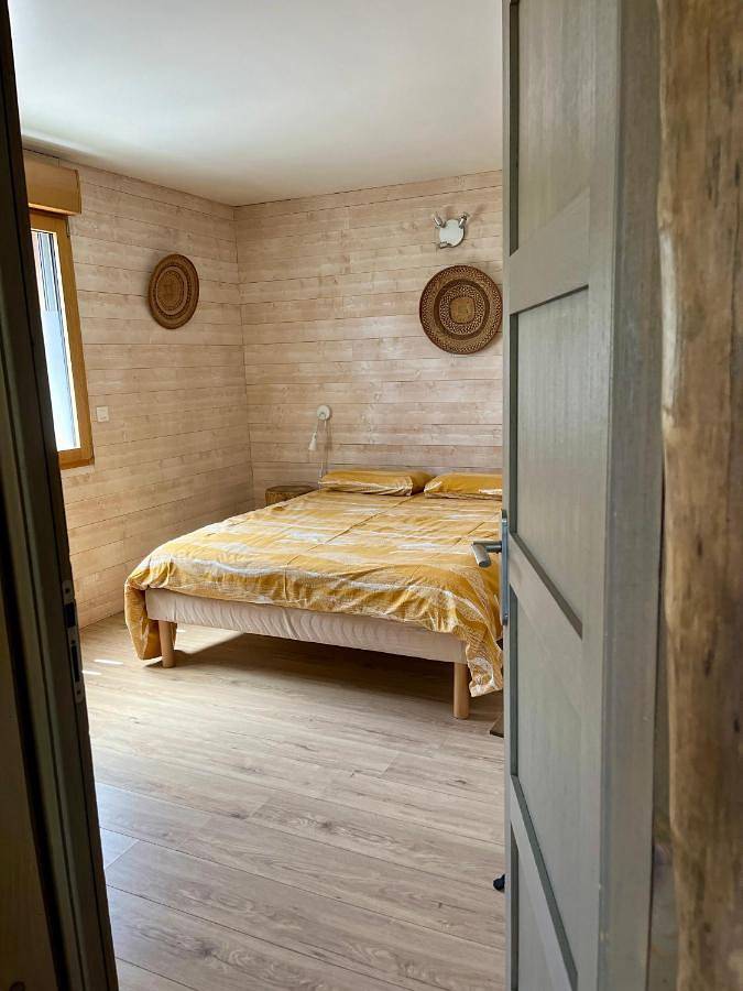 Two-Bedroom House in La Palme, Côte d'Améthyste