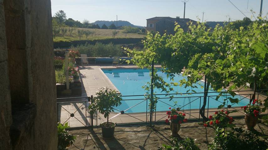 Gîte pour 5 personnes, avec piscine et terrasse en Ardèche - 2