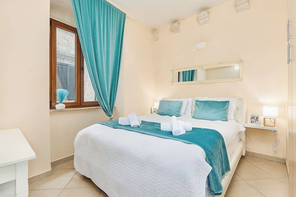 Ganze Wohnung, La Dolce Vita l ❤️ der Unesco Kotor Luxus 1bdr 50% Rabatt ideal freiberuflicher Hub in Kotor, Boka Kotorska