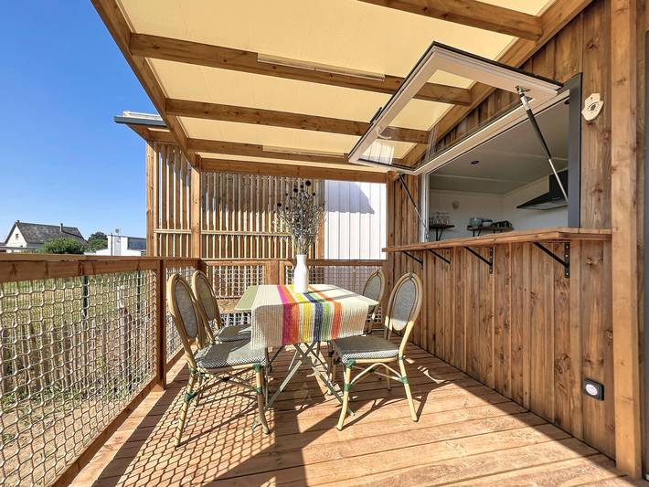 Mobil home pour 4 personnes, avec terrasse et piscine dans Kairon Plage - 2