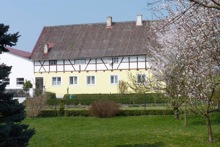 Ganze Ferienwohnung, Ferienwohnung Kanzinger - Ferienwohnung, 73 qm, 1 Schlafzimmer, max. 3 Personen in Iphofen, Fränkisches Weinland