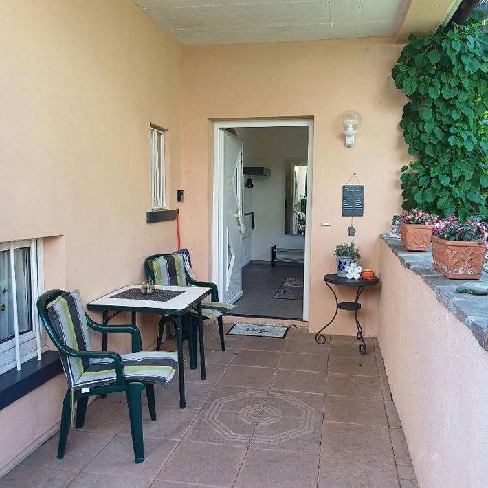 Ferienwohnung für 3 Personen, mit Terrasse und Garten in Reichsburg Cochem - 2