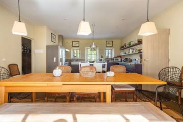 Maison De Vacances pour 16 Personnes dans L'Isle-sur-la-Sorgue, Provence, Photo 4