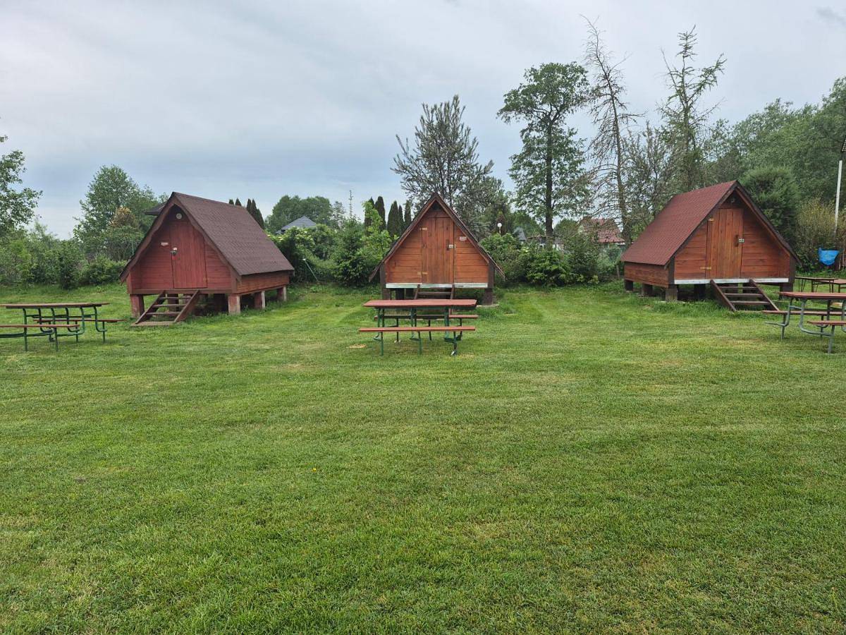 Szałasy drewniane nad rzeką Biebrza in Goniądz, Podlasie