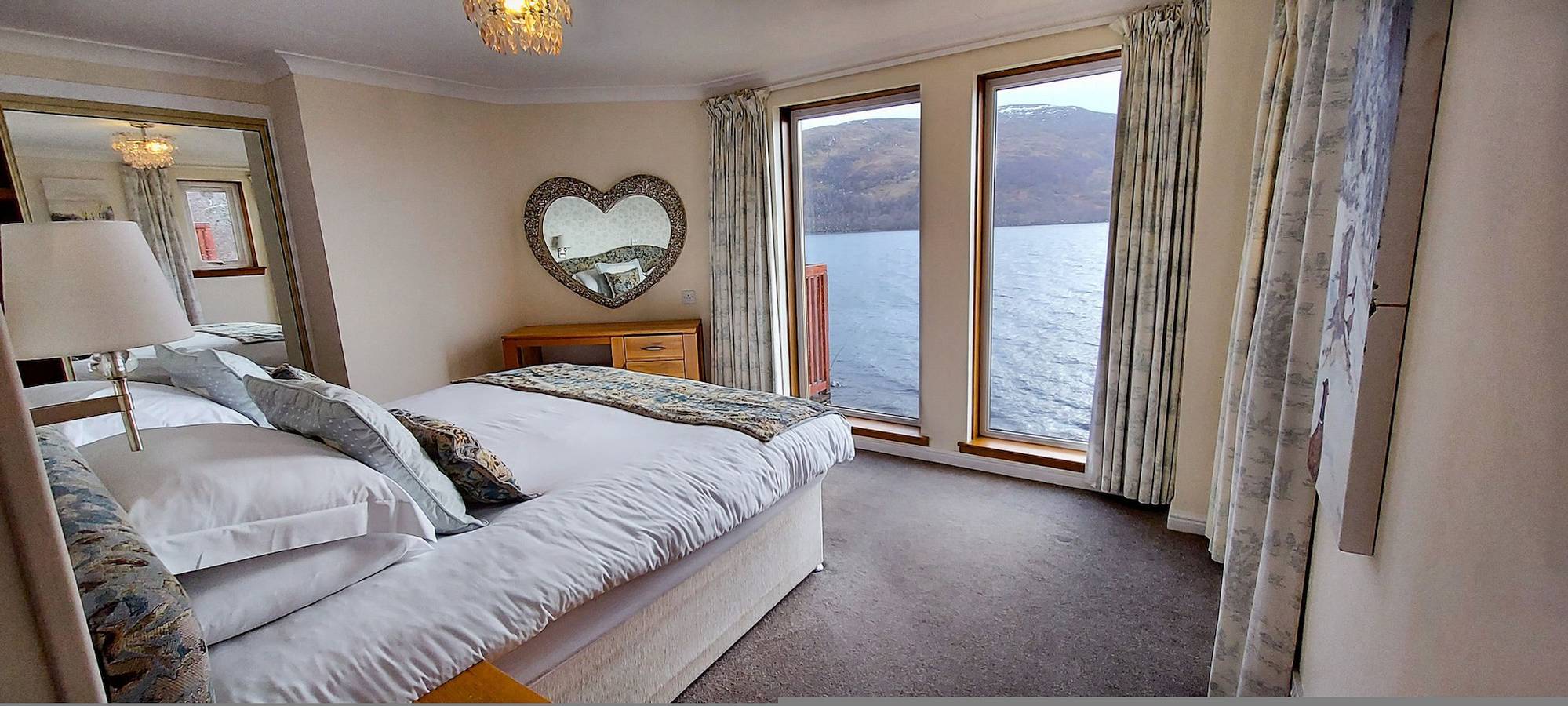 Loch Rannoch Highland Club, Lochside Lodge 03 in Perthshire