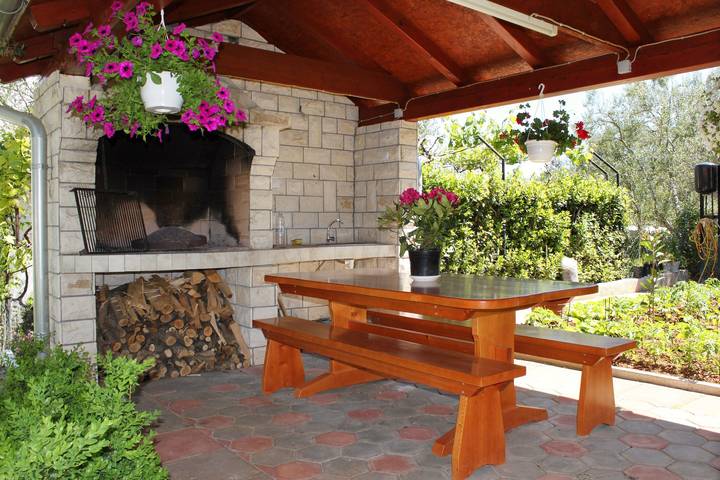 Ferienwohnung für 3 Personen, mit Balkon/Terrasse in Tkon