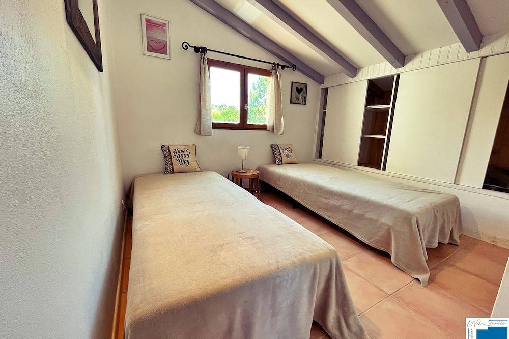 Villa Appietto - 2 bdrms - Waterfront - Air conditioning in Santa Giulia, Porto-Vecchio