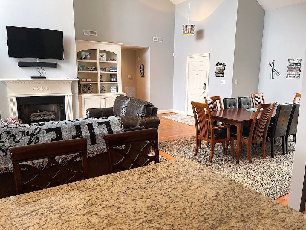 Amazing Listing Just Off the Main Lake, No Steps to the Doc! High-Speed Internet in Lake Gaston