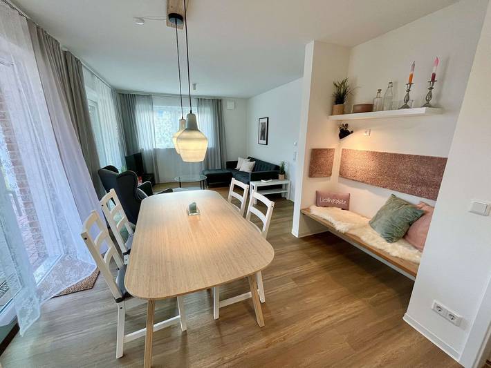 Ferienwohnung für 4 Personen, mit Terrasse und Garten in Hooksiel, Wangerland