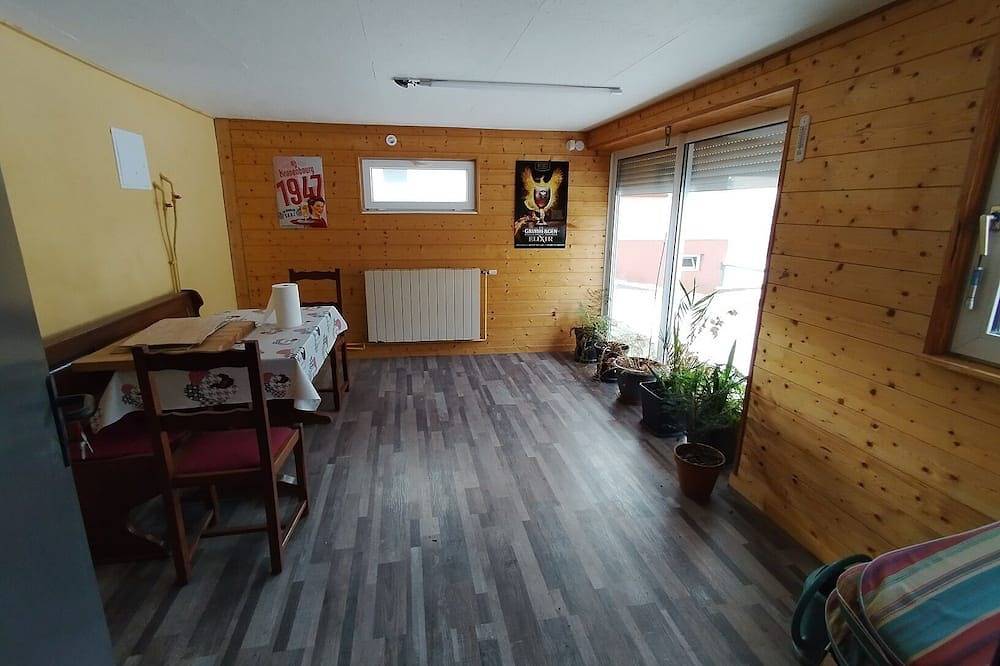 Vieille Ferme Entièrement Restaurée Avec vue sur le Wineck et sa Vallée in Dambach, Nordelsass