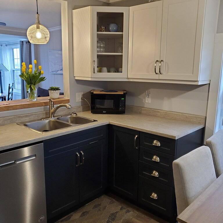 Newly renovated 2 bedroom house with view of the Souris Harbour & marina. in Souris, Kings County (Kanada)