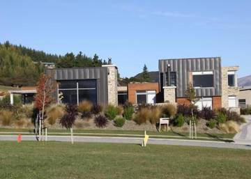 Holiday Home for 8 People in Wanaka, Otago, Photo 3