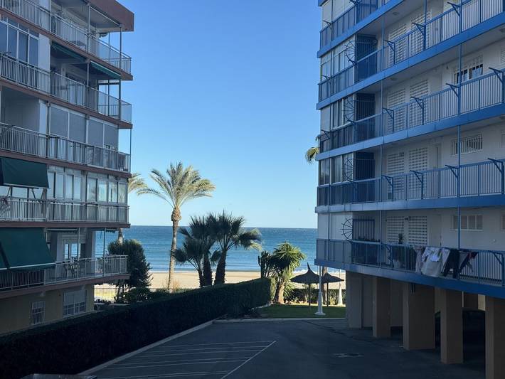Gîte pour 4 personnes, avec terrasse ainsi que vue sur l’océan et piscine à El Campello - 3