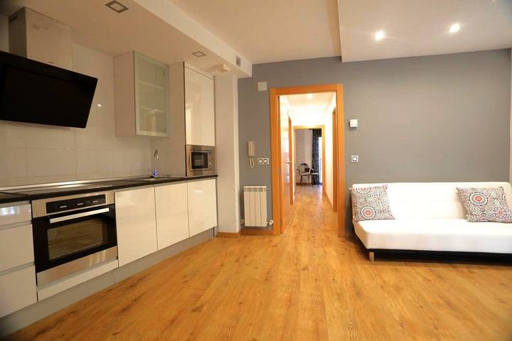 Gîte pour 4 personnes, avec balcon à Estella - 2