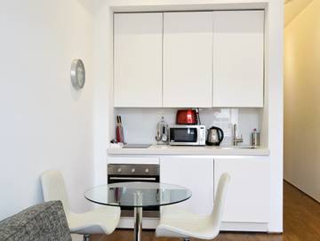 Holiday Home for 2 People in Plymouth, England, Photo 2