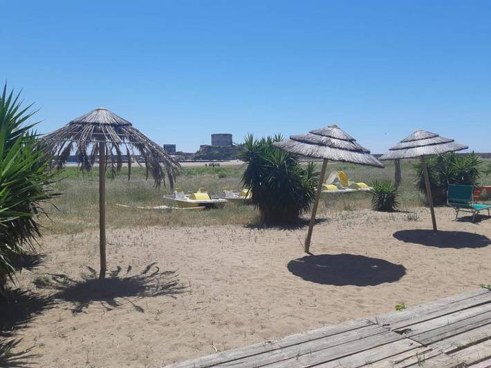 Gîte pour 3 personnes, avec Balcon ainsi que Terrasse et Vue à Bosa Marina - 2
