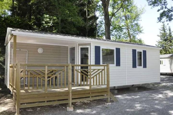 Mobil home pour 8 personnes à Lavilledieu