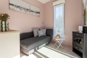 Gîte pour 2 Personnes dans Saint-Laurent-sur-Mer, Région de Bayeux, Photo 2