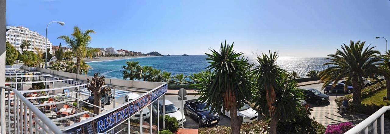 Apartamento para 2 personas, con jardín en Almuñecar