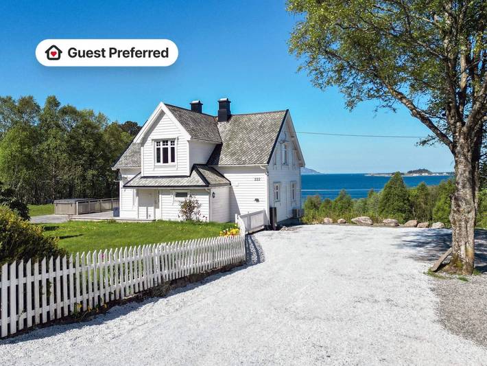 Ferienhaus für 9 Personen, mit Garten, kinderfreundlich in Vanylven