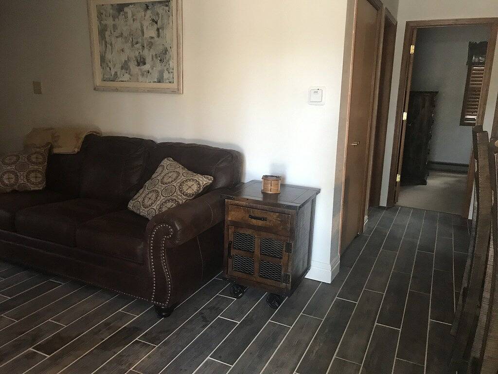 Ganze Wohnung, Zwei einfache Häuserblocks zu den Skipisten und / oder zum Fahrradpark in Angel Fire, Colfax County