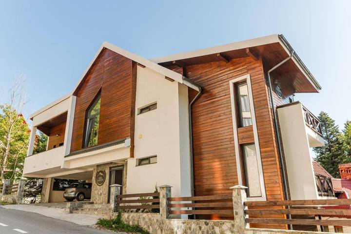 Gîte pour 4 personnes, avec jardin et vue à Sinaia - 3