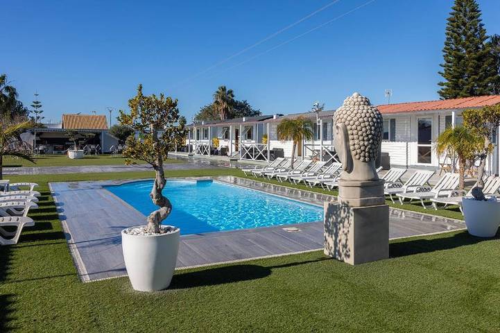 Casa para 5 personas, con piscina, Se admiten mascotas en Chipiona