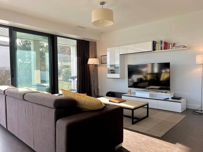 Location de vacances pour 6 personnes, avec jardin ainsi que vue et piscine à Gardegan-et-Tourtirac - 2