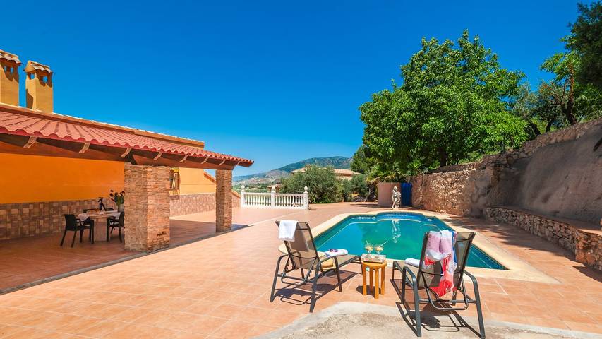 Chalet para 12 personas, con balcón/terraza y piscina en Sierra de Cazorla - 2