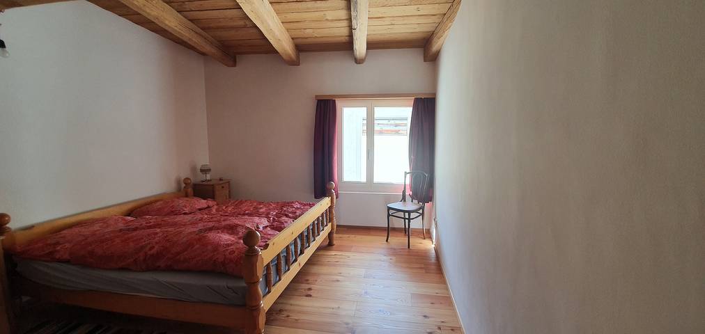 Apartamento vacacional entero, Ferienwohnung am Dorfplatz Lavin - Wohnung mit atemberaubender Aussicht in Lavin, Lower Engadine