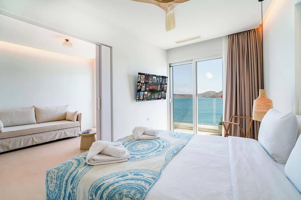 Entire apartment, Ocean Rythm Elounda Apartment in Elounda, Lasithi
