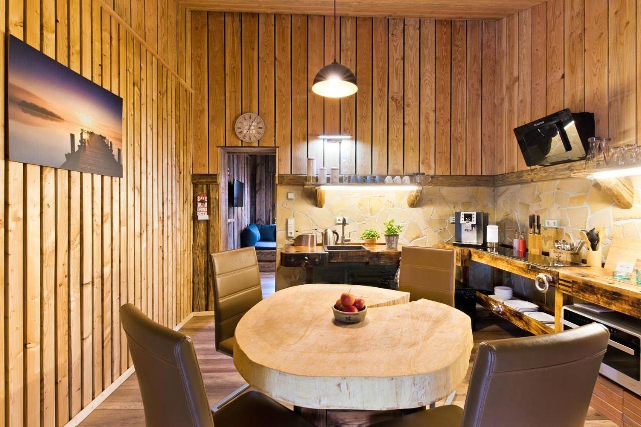 Ganze Wohnung, Ferienvilla Tanneck & Red Rock Lodge in Oybin, Zittauer Gebirge