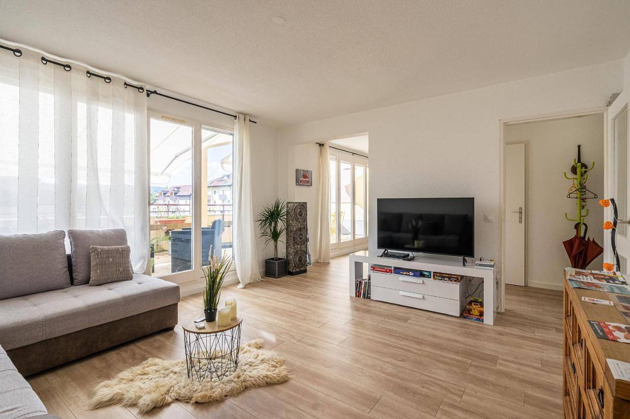 Appartement entier, One-Bedroom Apartment in Saint-Julien-en-Genevois, Région de Saint-Julien-en-Genevois