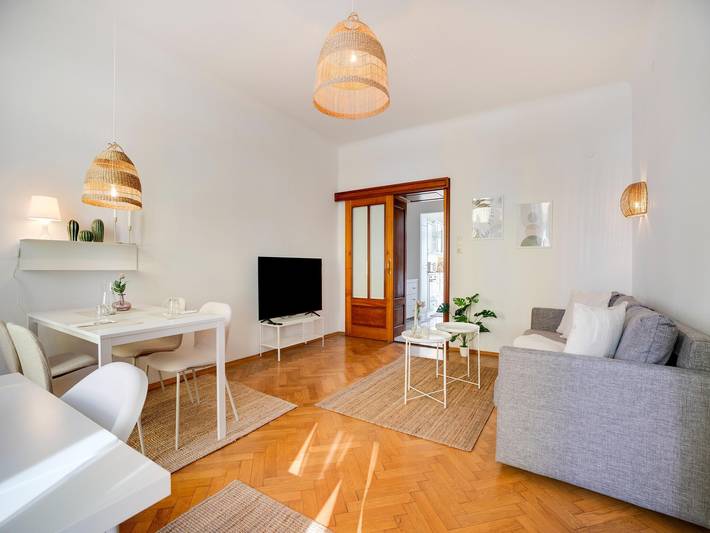 Ferienwohnung für 4 Personen, mit Balkon in Graz & Umgebung