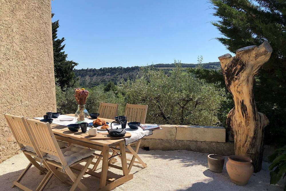 Mas provençal La Serallère au coeur des oliviers in Venterol, Région de nyons